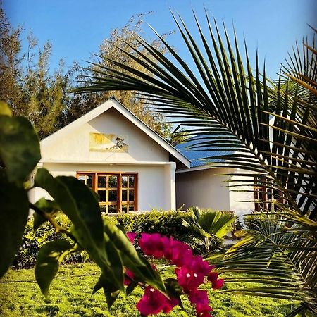 Bed and Breakfast Uroa Getaway Экстерьер фото