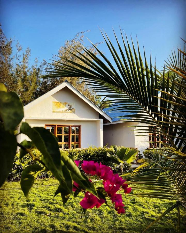 Bed and Breakfast Uroa Getaway Экстерьер фото