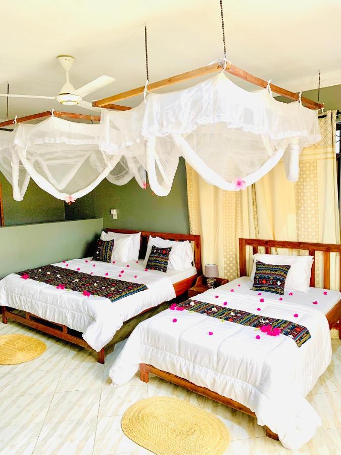 Bed and Breakfast Uroa Getaway Экстерьер фото